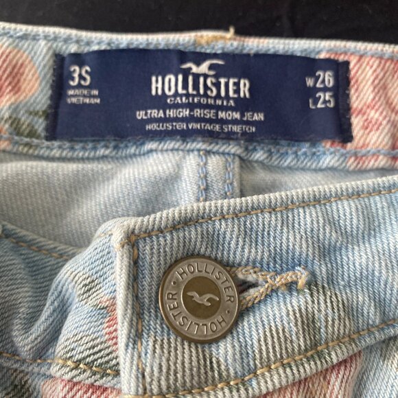 Hollister Ultra High Rise Mom Jean Ankle Length Floral Pattern Size 26 3S - Picture 7 of 9